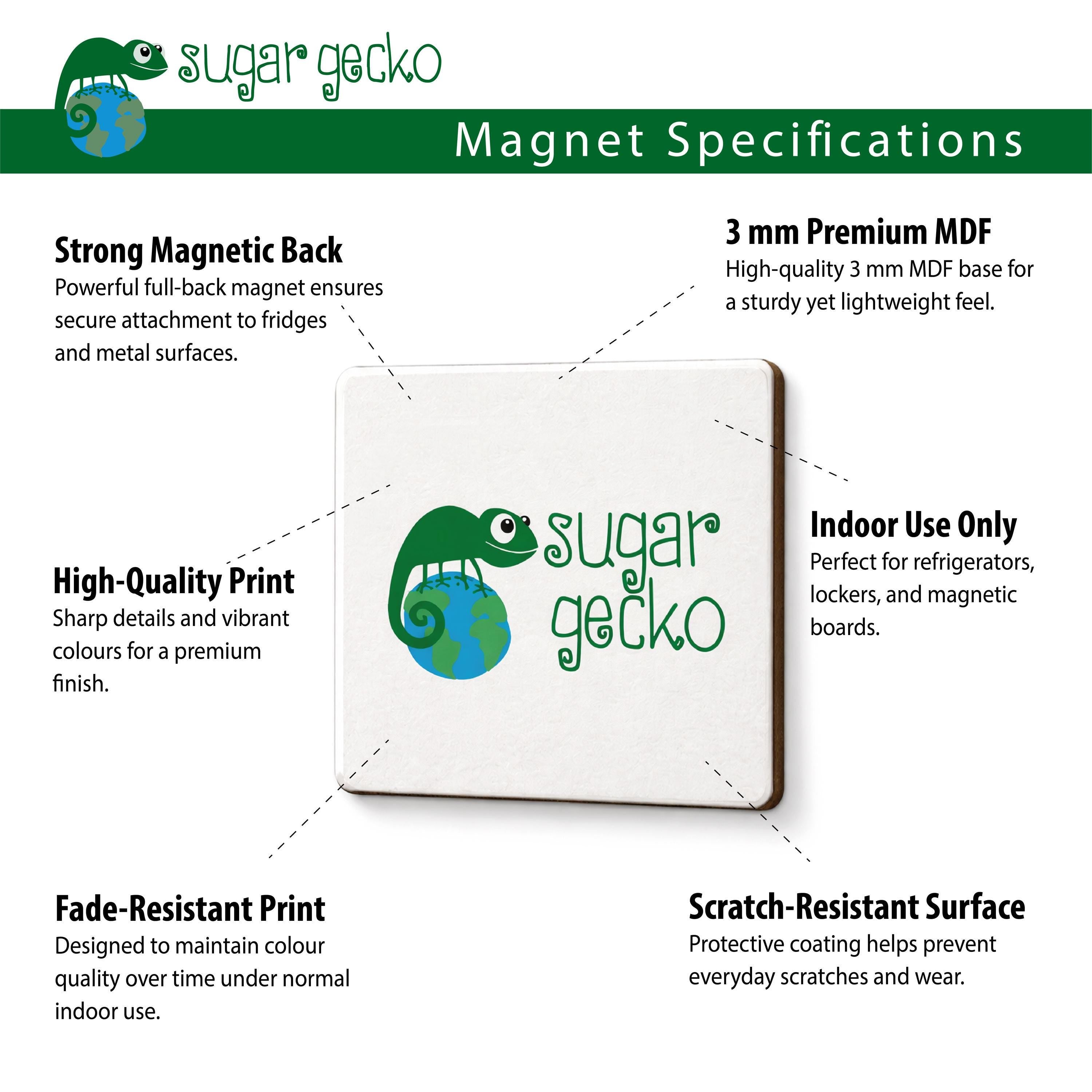 The image is a product description for a sugar gecko magnet, highlighting its features such as a strong magnetic back, high-quality 3 mm MDF base, indoor use only, and scratch-resistant surfaces.